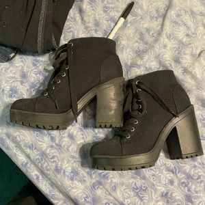 Super cute heels